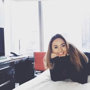 Meet your Posher, Nicole